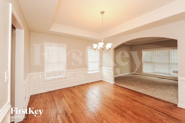 Building Photo - 2636 3 Wood Dr