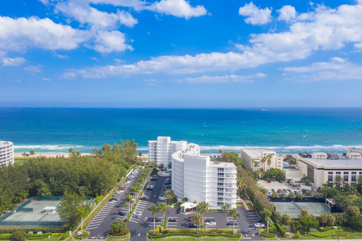 Primary Photo - 2780 S Ocean Blvd