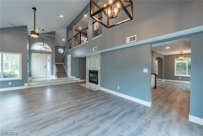 Building Photo - 3201 Ventana Hills Dr