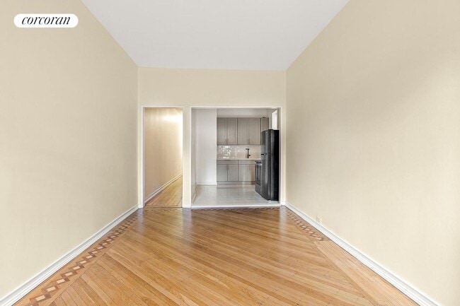 Building Photo - 203 8th Ave
