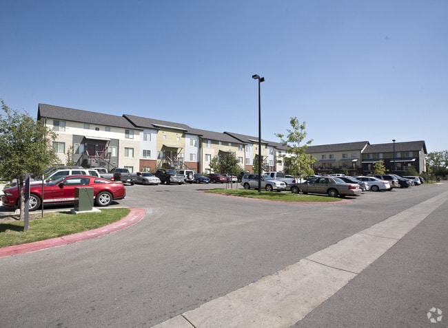 Building Photo - The Thompson | Student Housing