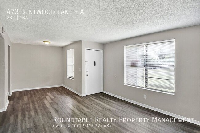 Foto del edificio - 473 Bentwood Ln