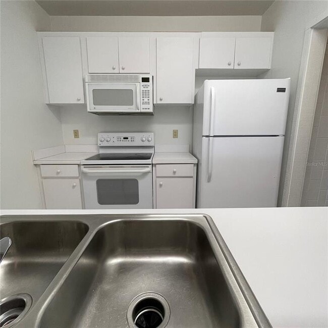 Building Photo - 2366 Burnway Rd