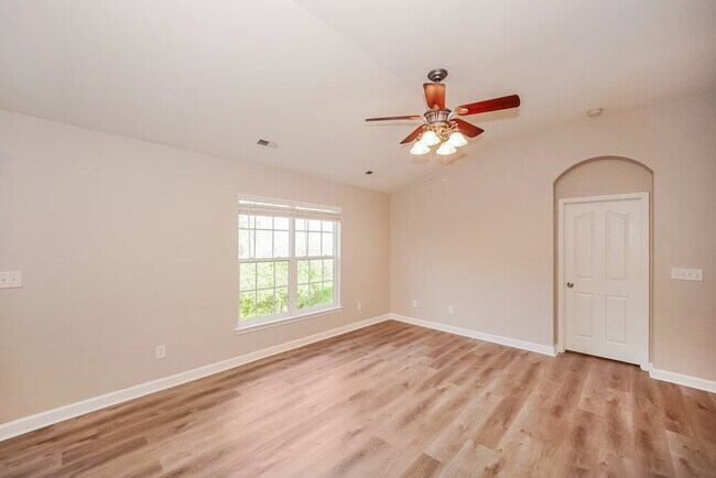 Foto del edificio - 6754 Thistle Down Dr