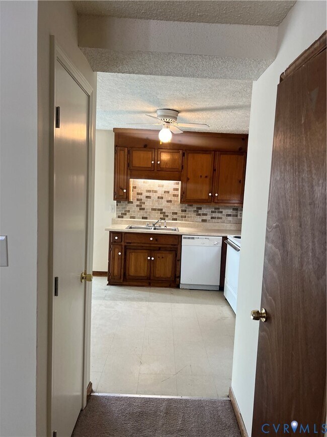 Foto del edificio - 2607 N Stedman Dr