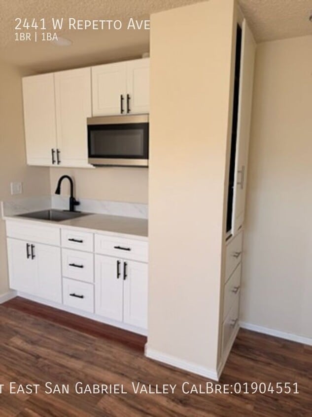 Photo - 2441 W Repetto Ave-