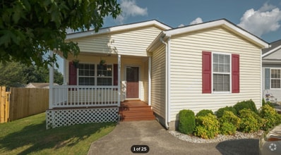 Building Photo - 305 Brittany Park Pl