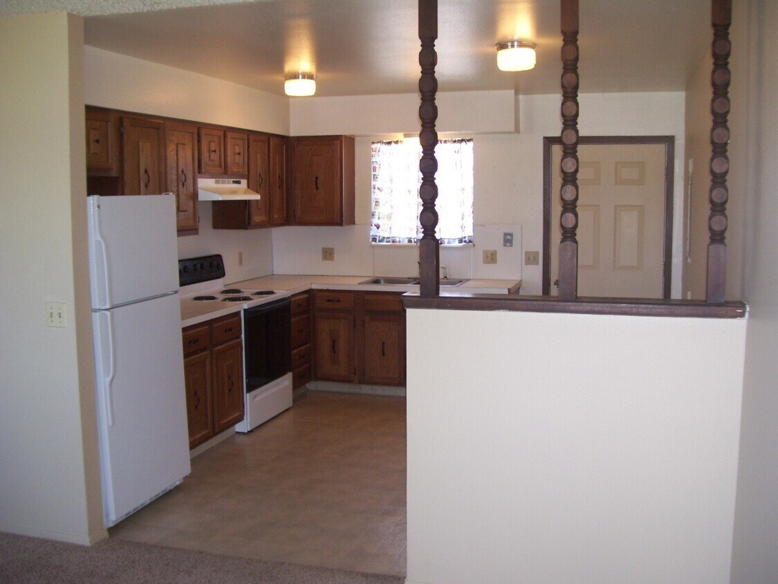 Foto del edificio - Building 5, 250-256 Applewood Ct.