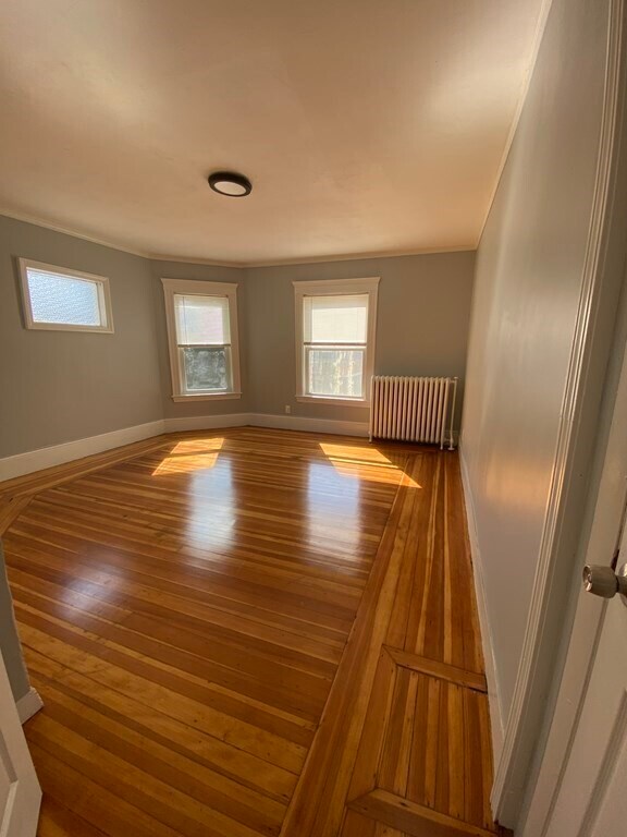 Building Photo - 45 Angell St