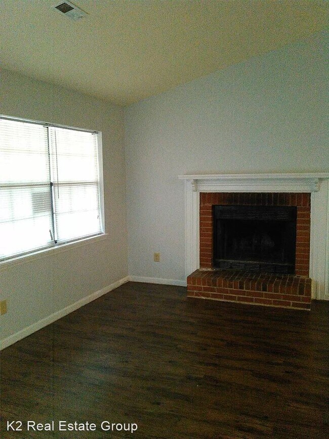 Foto del edificio - 2 br, 2 bath House - 6545 Pineburr Road