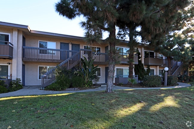 Building Photo - Corals Apartments
