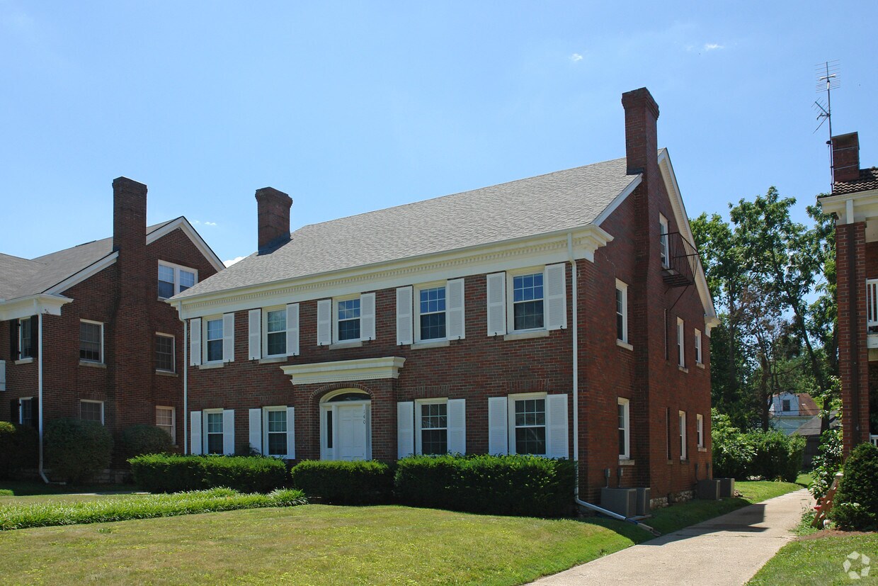 Building Photo - 140 Cochran Rd