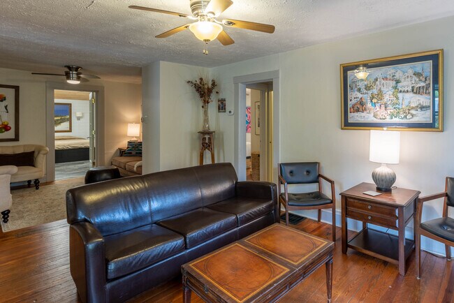 Foto del edificio - 209 Old Haw Creek Rd