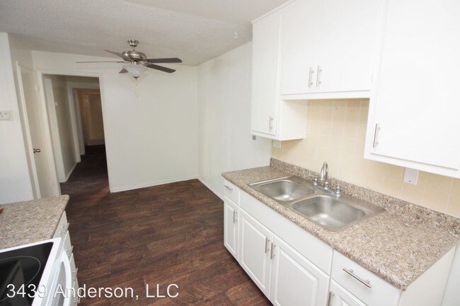 Building Photo - 3439 Anderson Ave