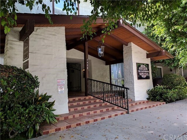 Building Photo - 5650 N Sumner Way