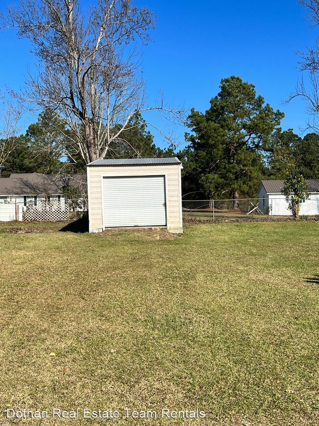 Building Photo - 3 br, 1 bath House - 555 Nobles Rd