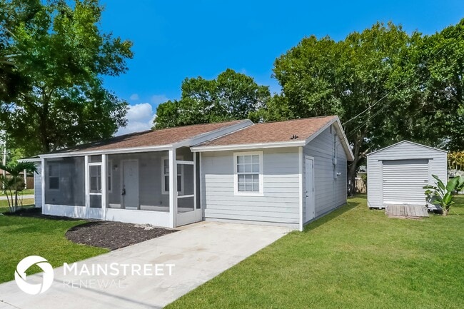 Building Photo - 5315 Hickory Dr