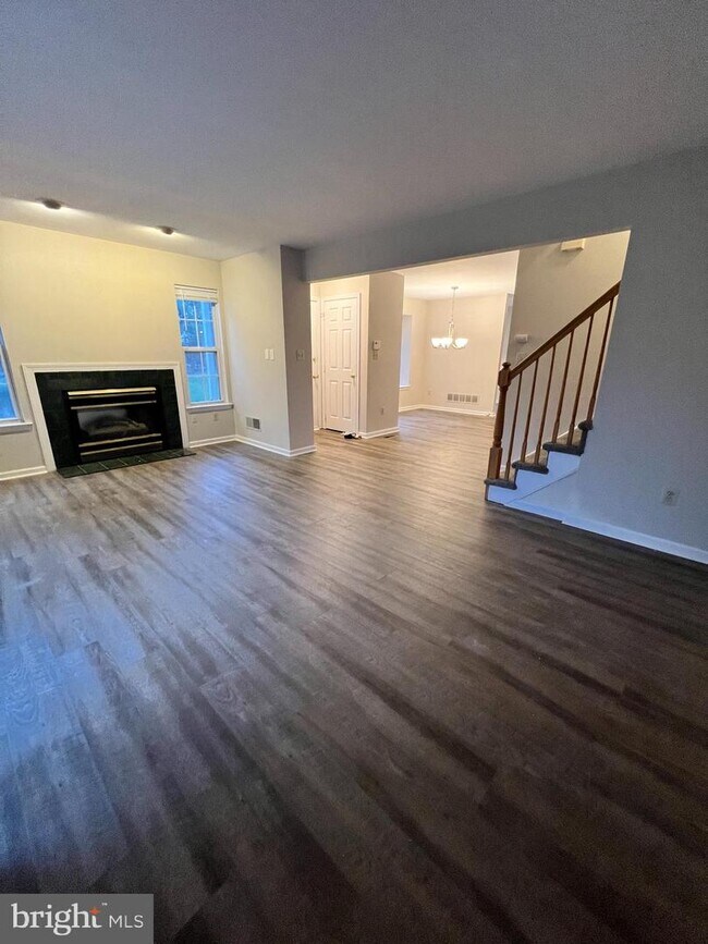 Foto del edificio - 6404 Spruce Mill Dr