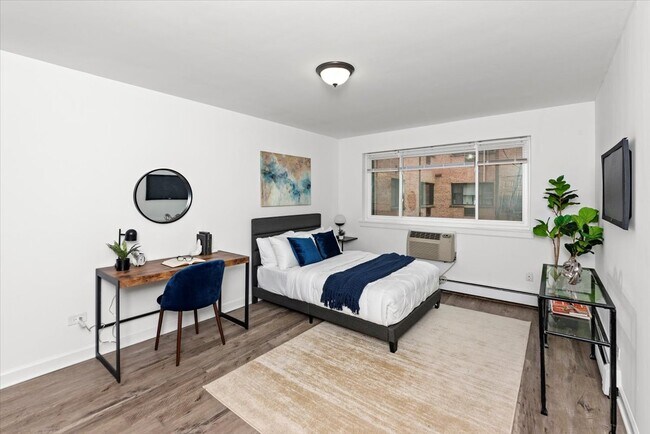 Foto del edificio - 6211 N Kenmore Ave