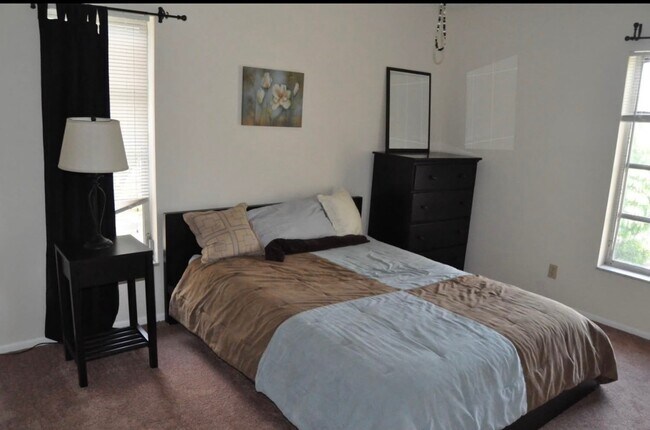 Foto del edificio - 480 NW 20th St
