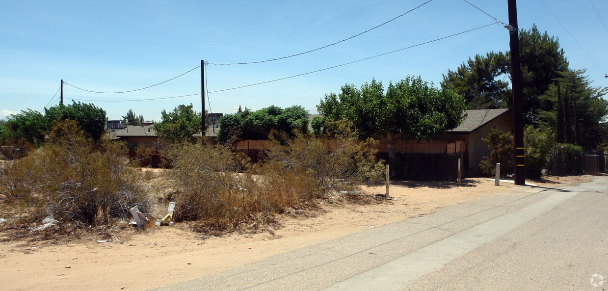 Foto del edificio - Hillcrest Apartments