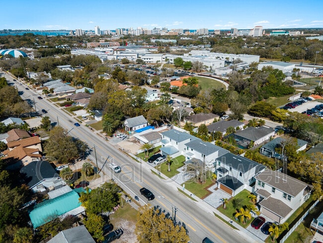 Building Photo - 2345 Bahia Vista St