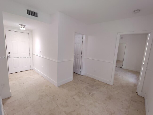 Foto del edificio - 1008 Jefferson Ave