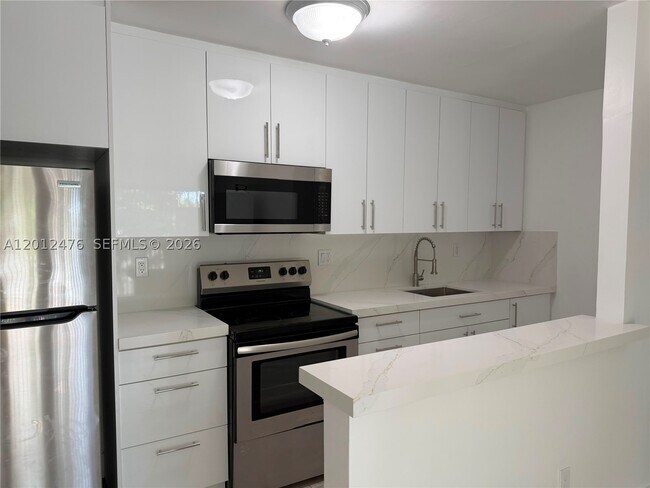 Foto del edificio - 4134 NW 79th Ave