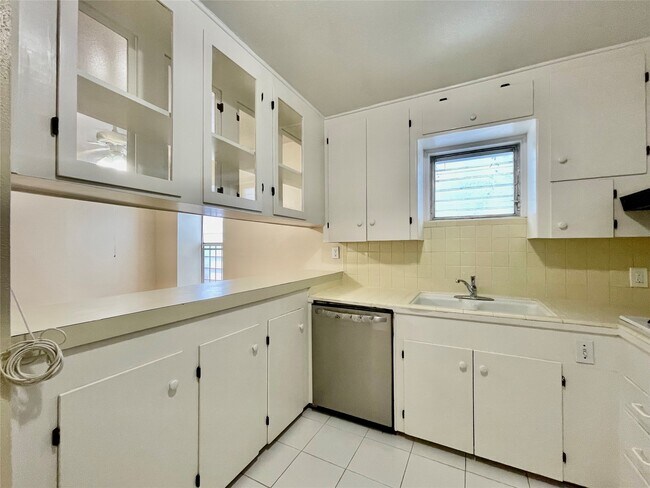 Foto del edificio - 3420 Mt Vernon St