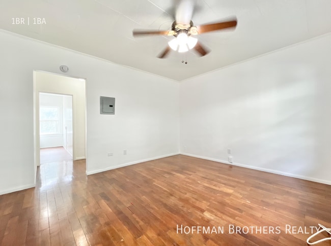 Foto del edificio - 1557 N Hill Ave