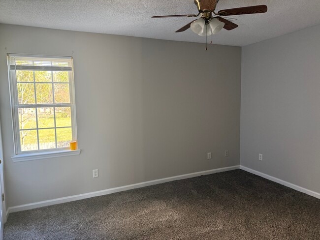 Bedroom - 102 Loganshire Way