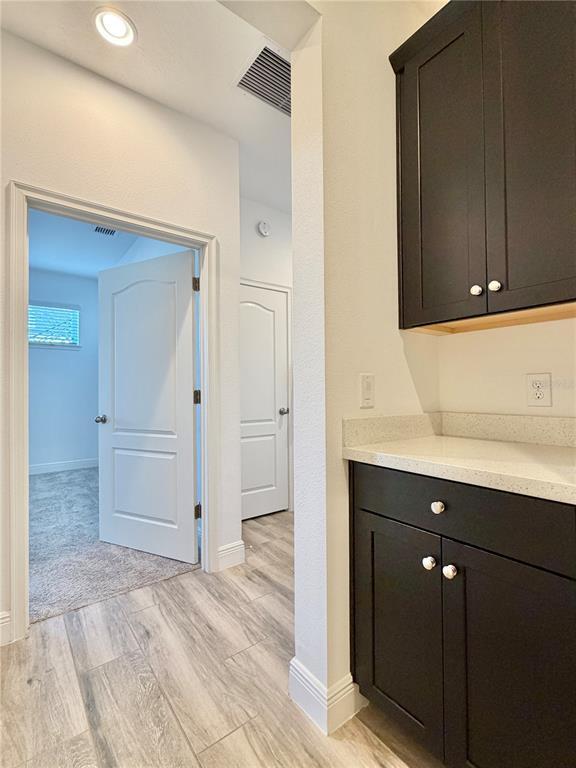 Foto del edificio - 8200 Elion St