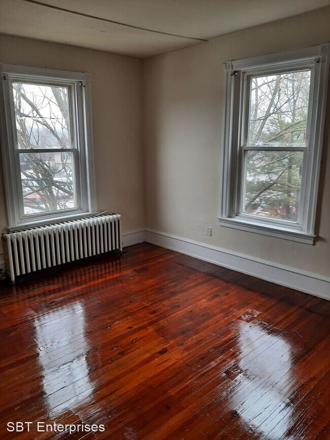Foto del edificio - 3 br, 1 bath House - 145 Monroe