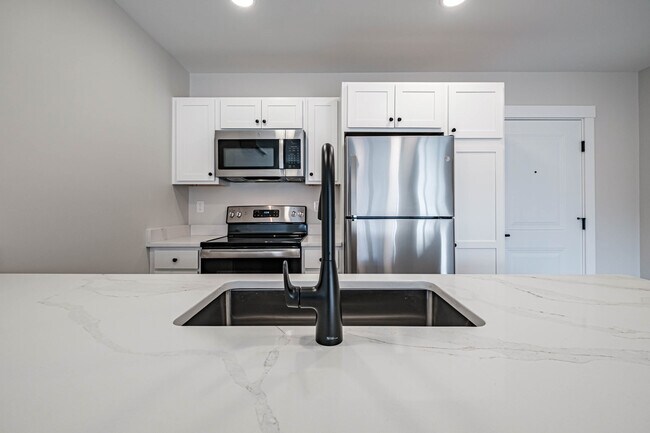 Building Photo - 1 S Bridgton Rd