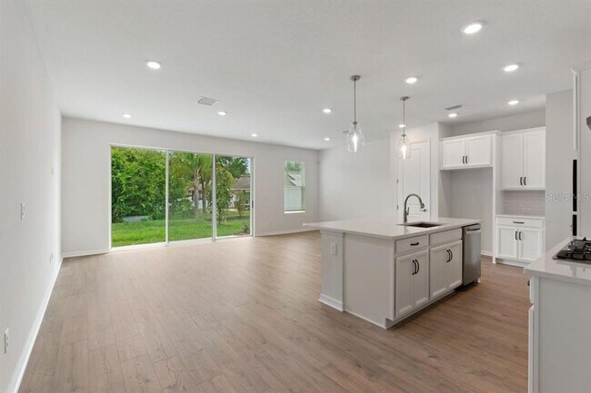 Foto del edificio - 3664 Clay Pot Dr