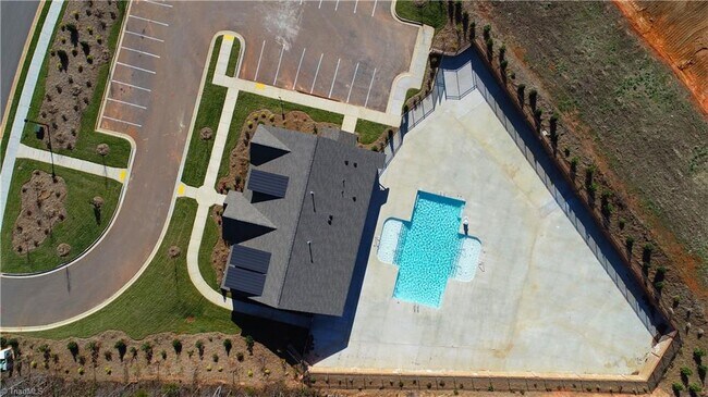 Building Photo - 5628 Marblehead Dr