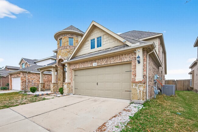 Building Photo - 5519 Jay Thrush Dr