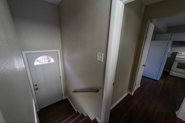 Building Photo - 1613 N 12th St