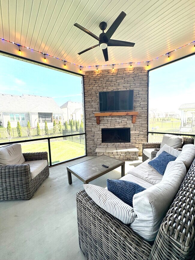 Foto del edificio - 5052 High Park Hill Dr