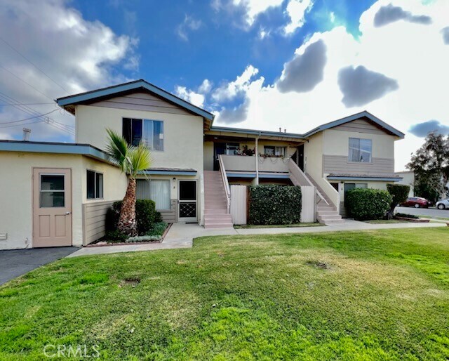 Building Photo - 1040 Valencia St