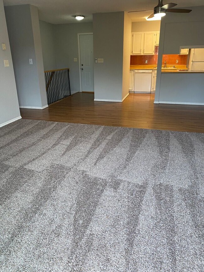 3 Bed 1 Bath Duplex in West Fargo! House Rental in West Fargo, ND