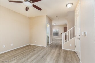 Building Photo - 920 Sable Chase Pl