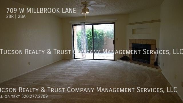 Building Photo - Gem of a Townhouse! Great Location!