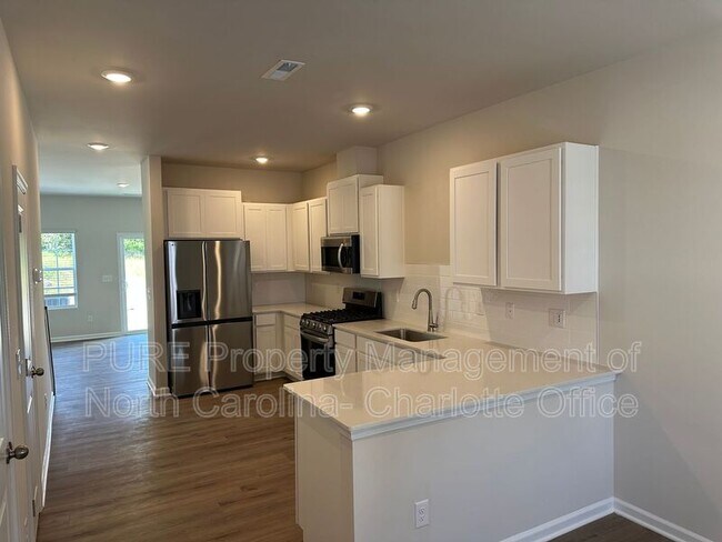 Foto del edificio - 1835 Autumn Mist Dr