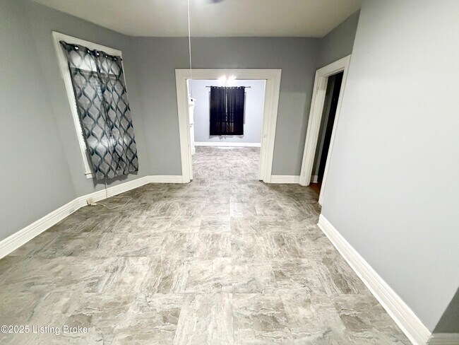 Foto del edificio - 3755 Southern Pkwy