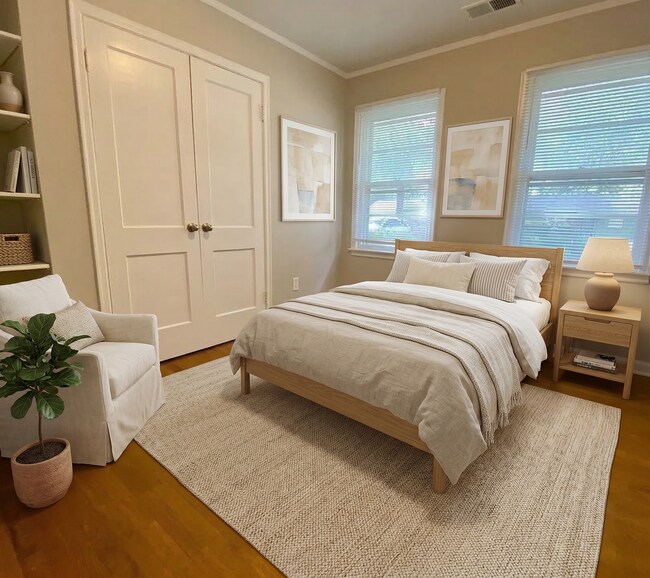 Foto del edificio - 3 bed, 1 bath in Colonial Acres near Quince and Colonial