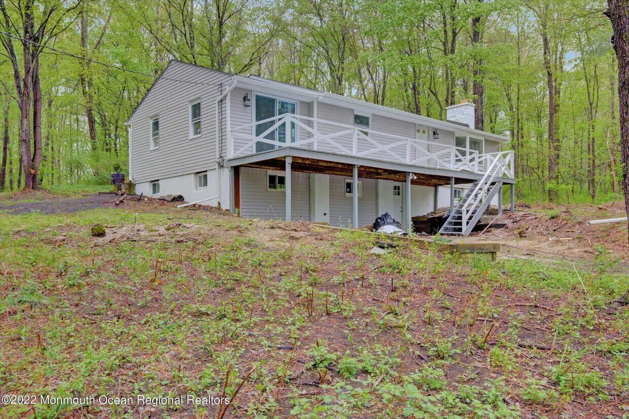 Primary Photo - 118 Meadow Rd