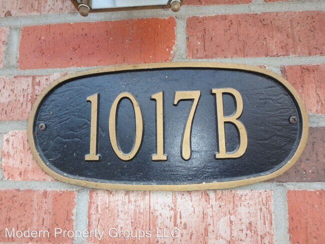 Building Photo - 1017 Colby Dr