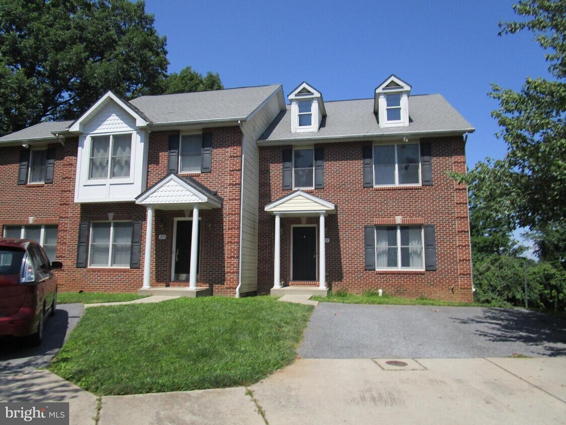307 Goldenrod Ct, Westminster, MD 21157 House Rental in Westminster, MD