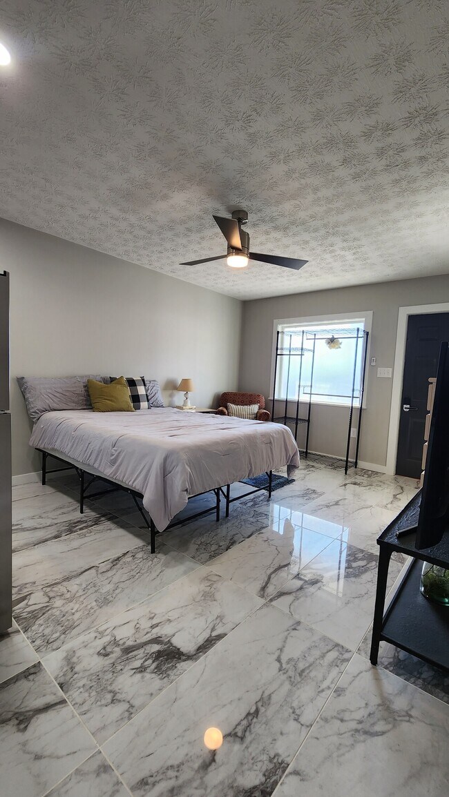 480 Mink Pl Unit 104, Abingdon, VA 24210 Condo for Rent in Abingdon, VA